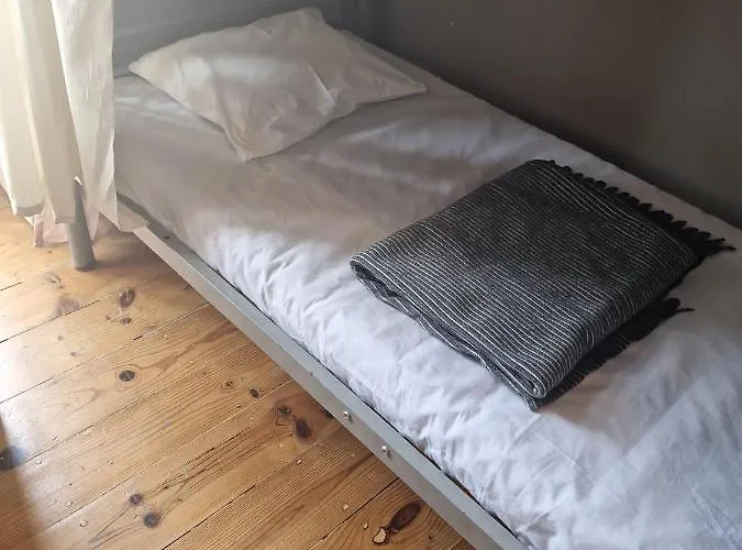 D&n بيت شباب Lisboa