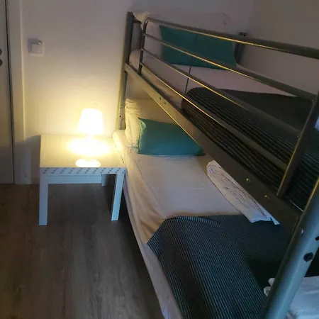 Hostel D&n *