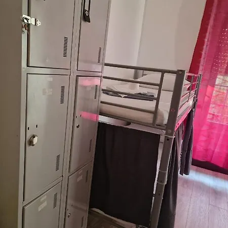 D&n Hostel Lizbona